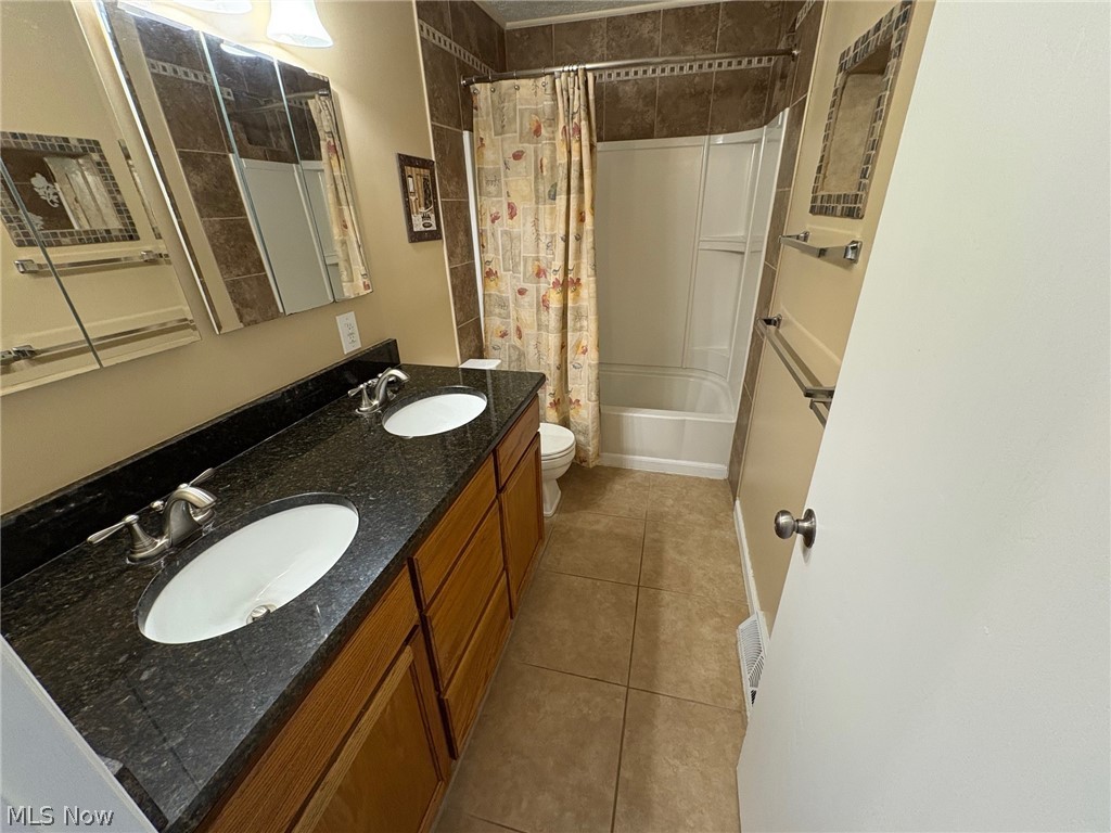 Oxford Heights Condo - Residential
