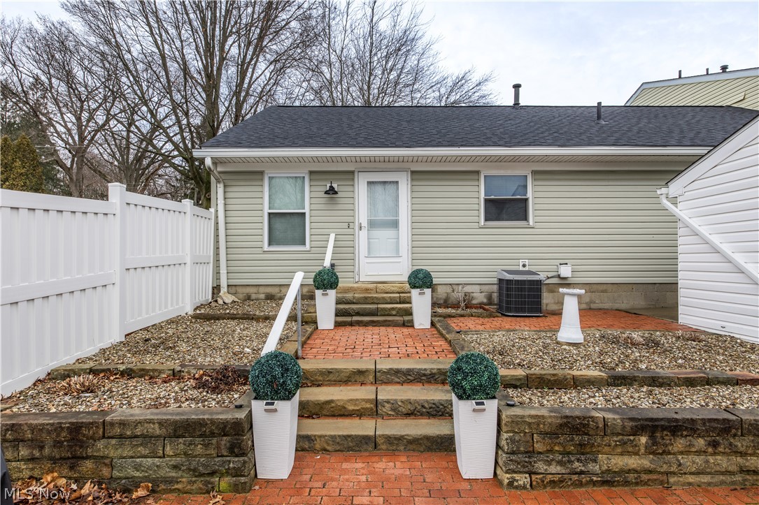 Country Club Twnhs North Condo - Residential
