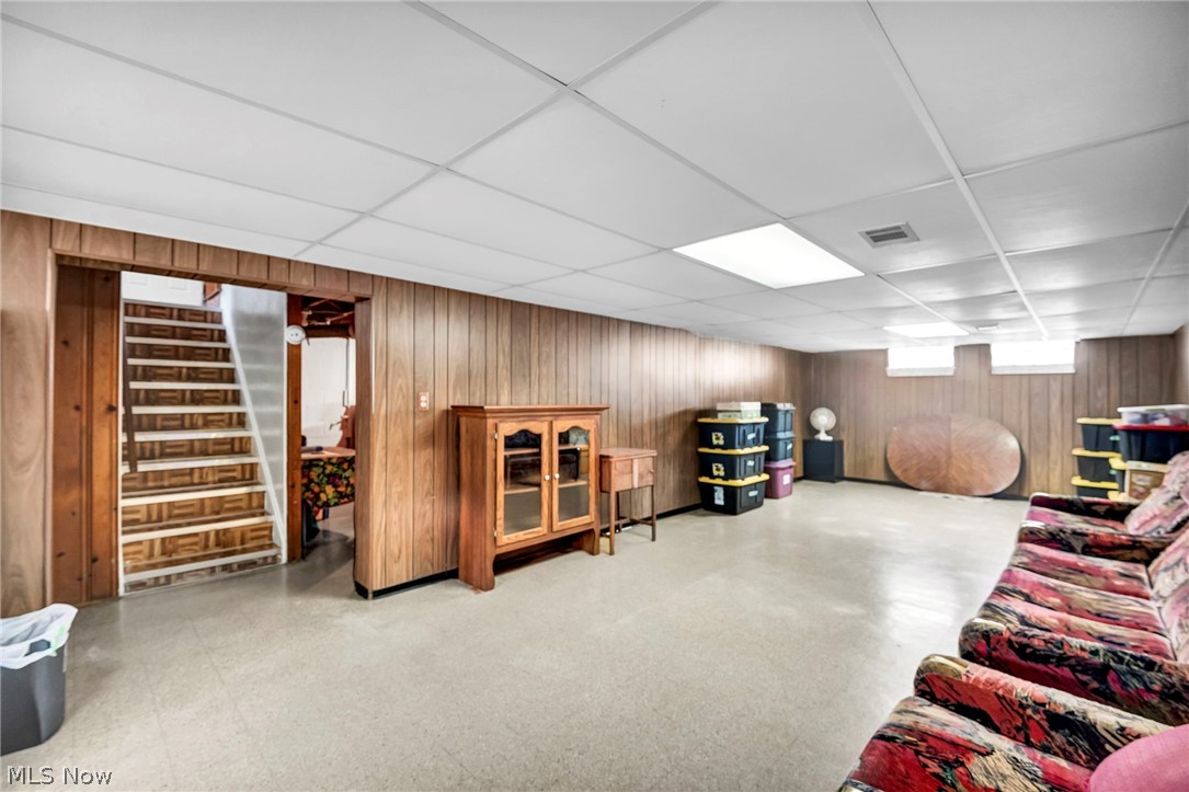 Vine Lake Cos May Som Garden - Residential