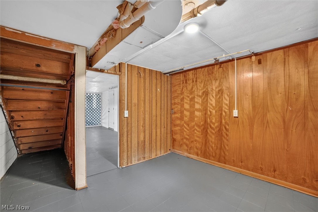 M & H Luxembergs Rdg Estates Sub - Residential