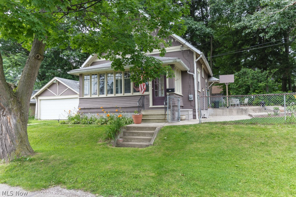 Barberton Realty Companys Wes - Residential
