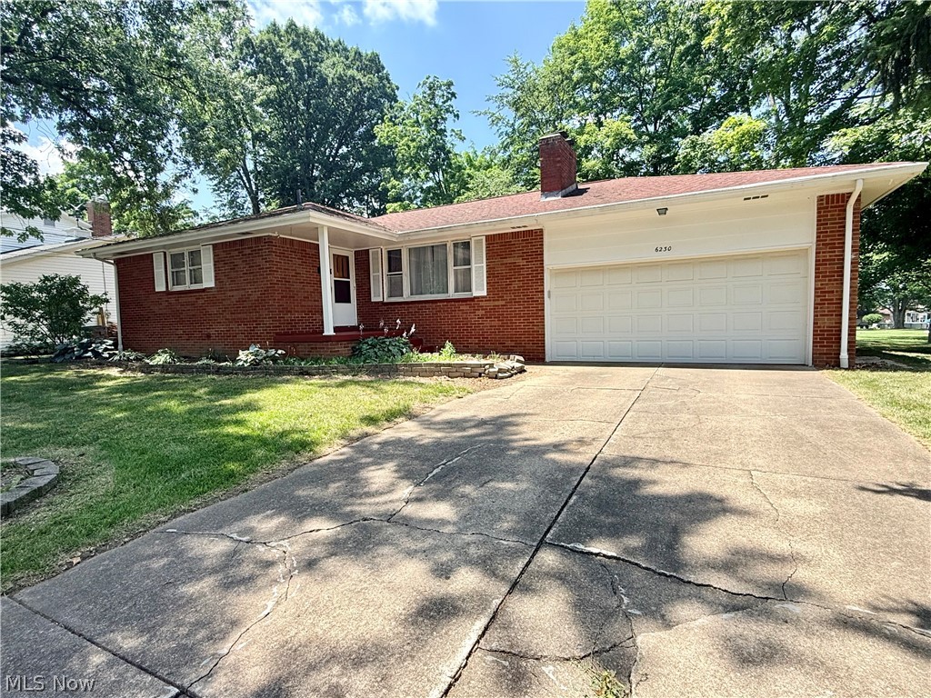 Applewood Acres - Residential