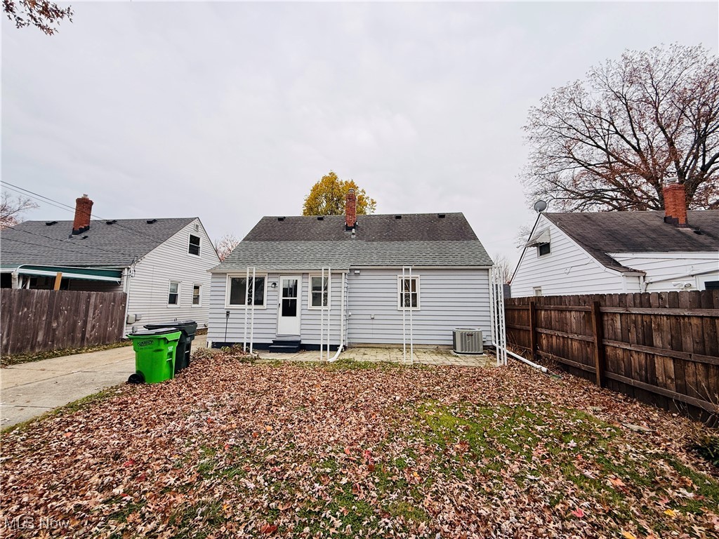 Bungalow - Residential