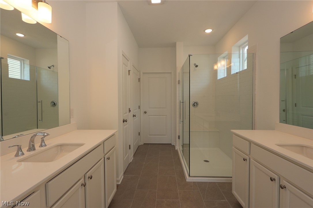 Four Seasons at Sandstone - Residential