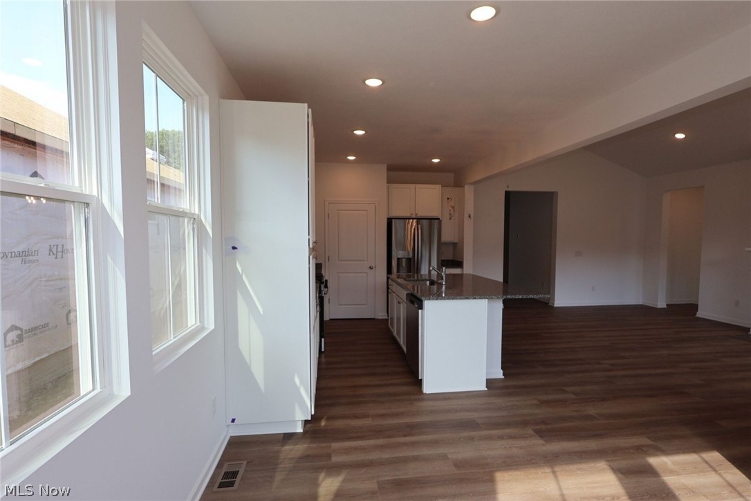 Four Seasons at Sandstone - Residential