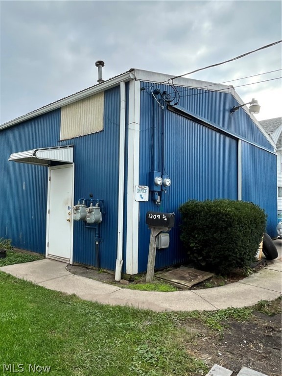 Foundry Add - Commercial Sale