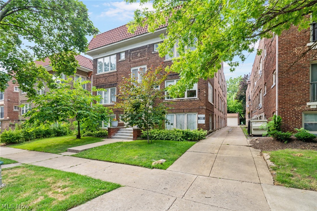 2759 Hampshire Road Condo - Residential