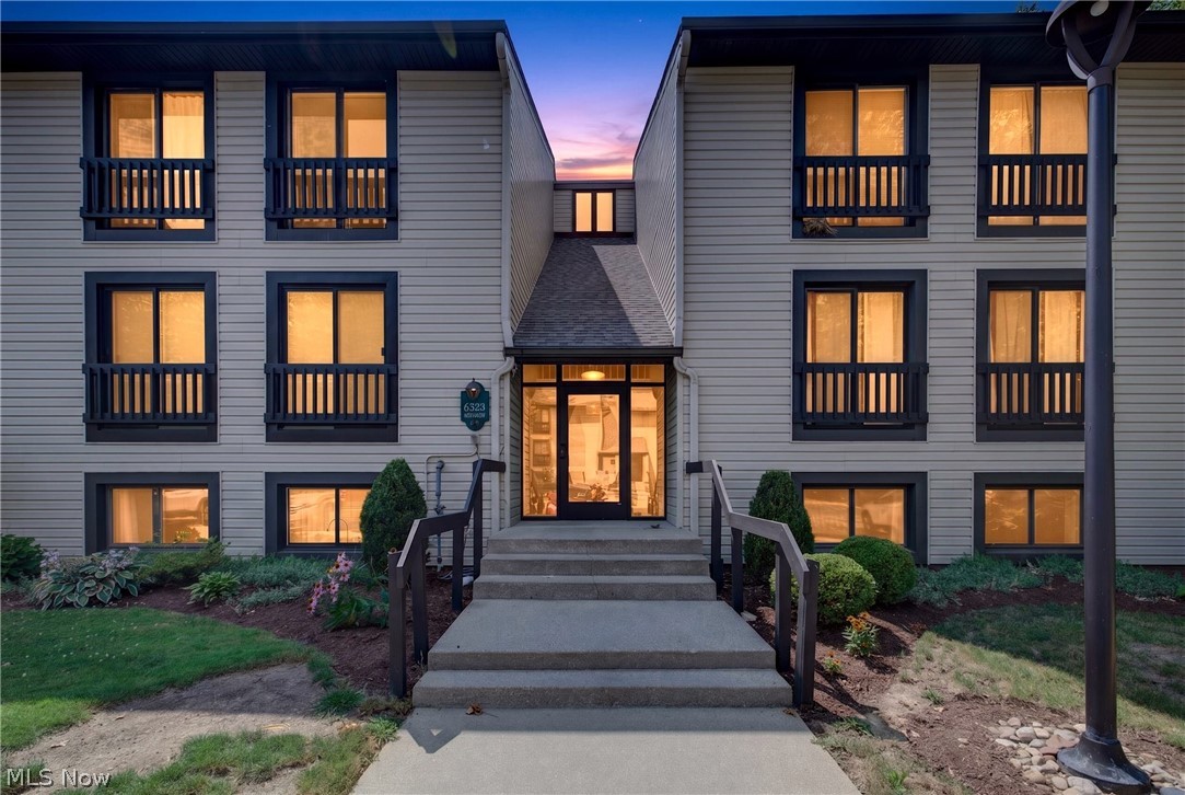 Oak Knolls Condo - Residential