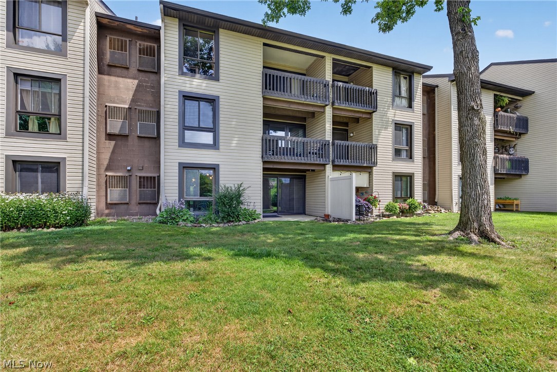 Oak Knolls Condo - Residential