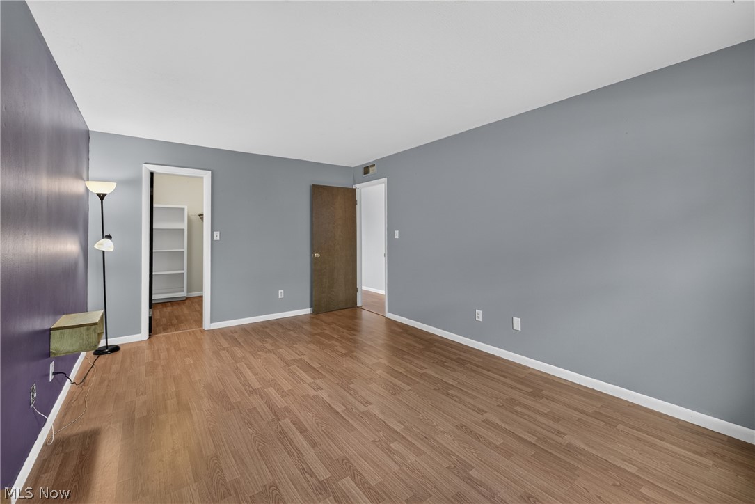 Oak Knolls Condo - Residential