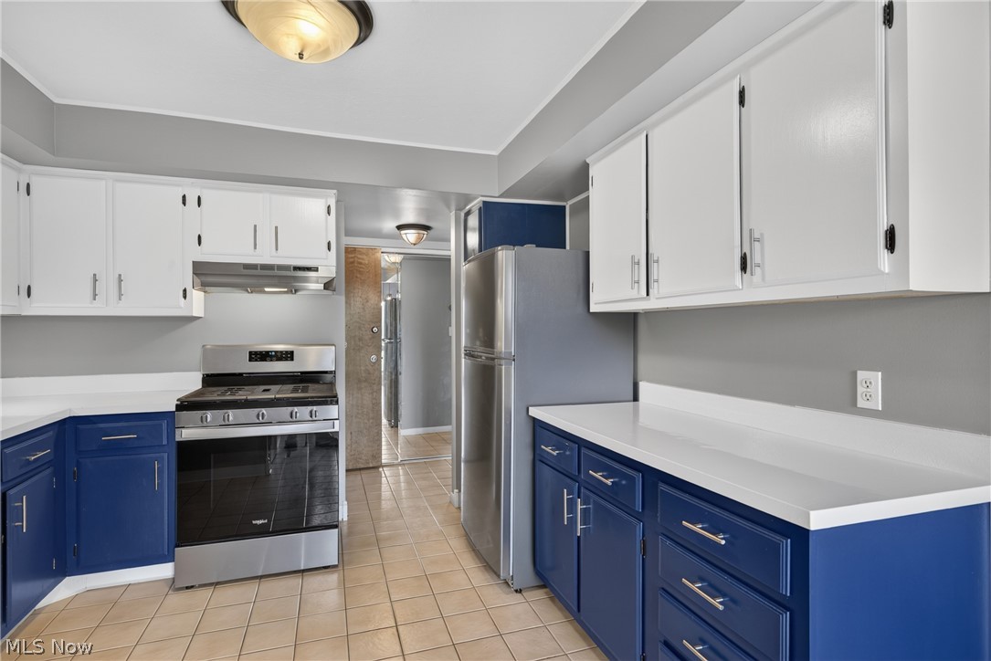 Oak Knolls Condo - Residential