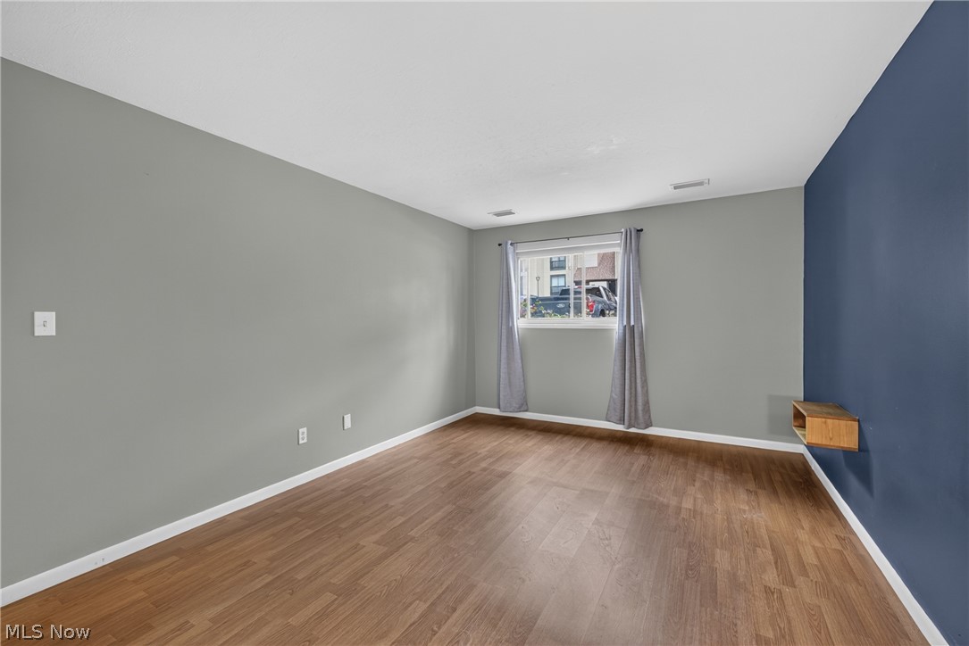 Oak Knolls Condo - Residential
