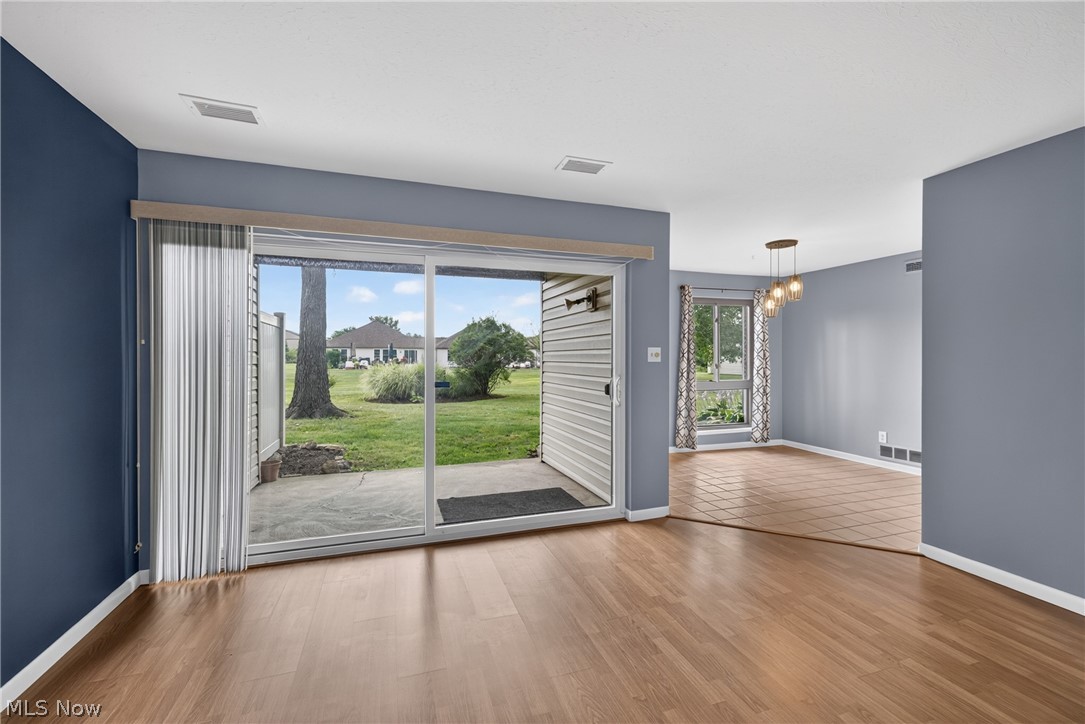 Oak Knolls Condo - Residential