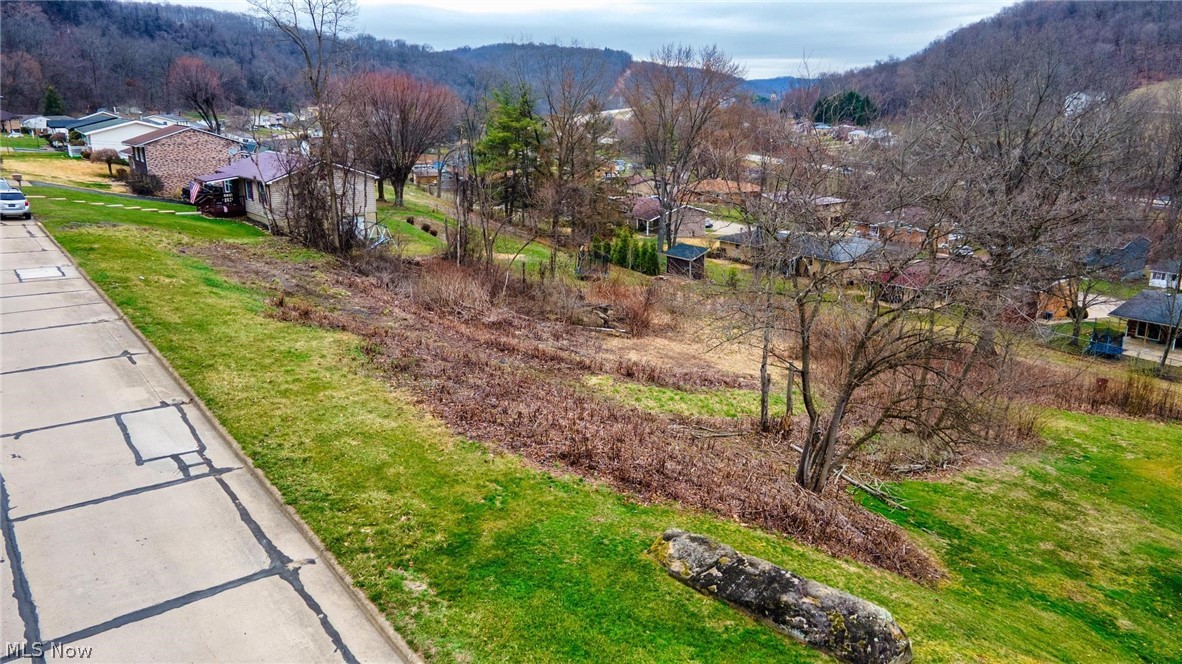 WALTON ACRES - Land