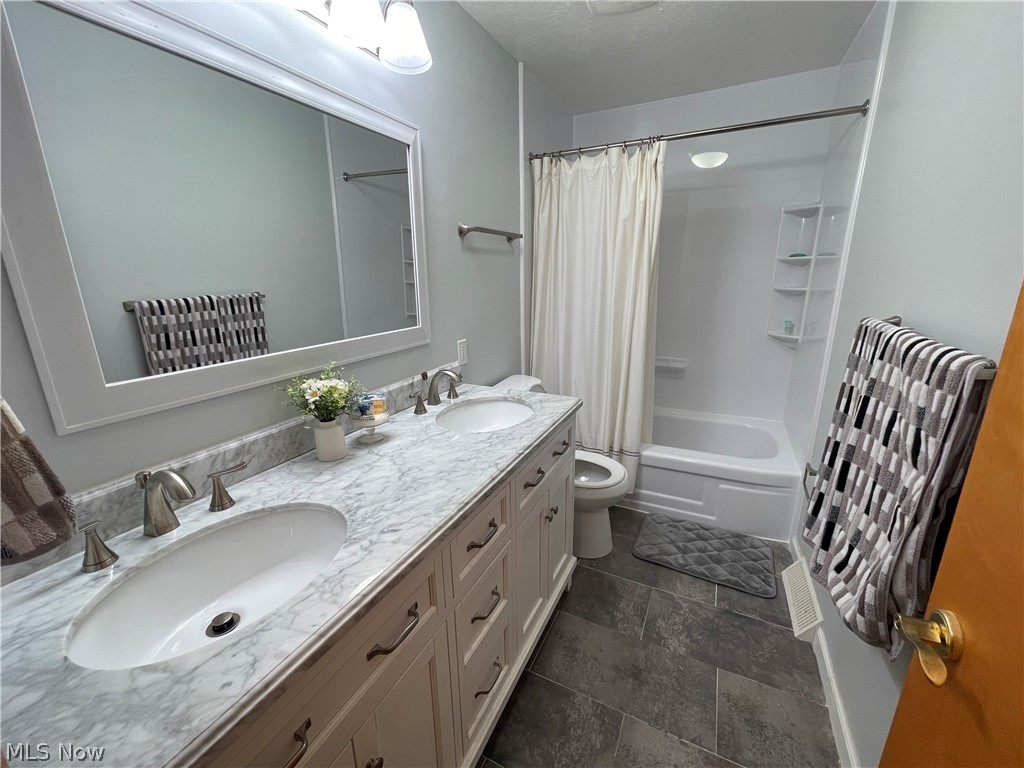 Carters Grove 02 - Residential