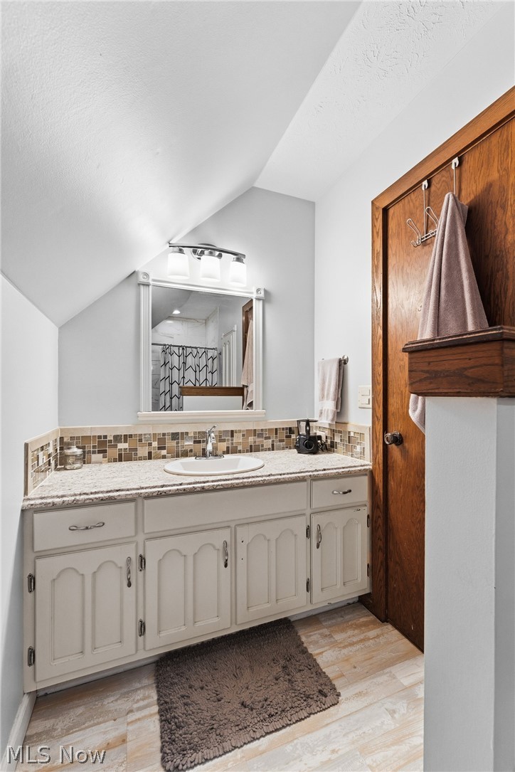Bob O Link Estates - Residential