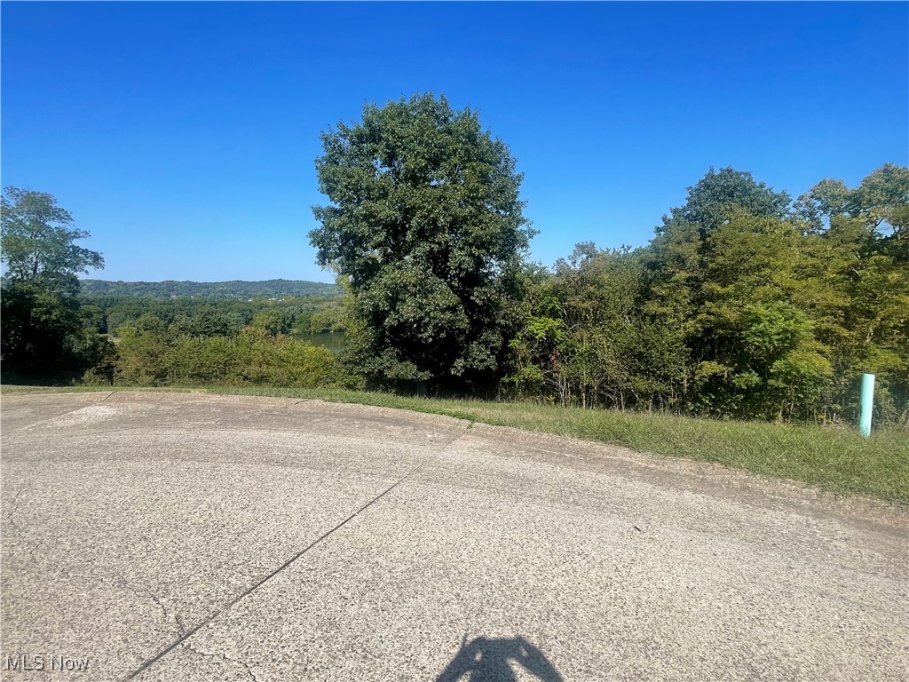 Pointe West "AN OHIO RIVERSIDE Community" Has only a FEW Remaining Single-Family Sites Available !! All utilities currently stubbed at the property lines... Time to BUILD that Dream Home you have always wanted!!