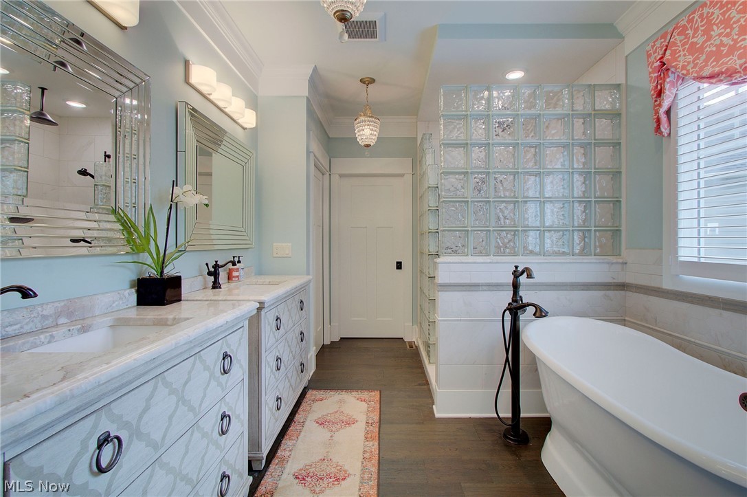 Congress Lake Villas Condo - Residential