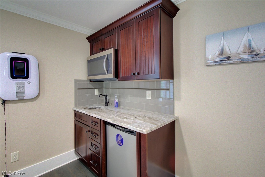 Congress Lake Villas Condo - Residential