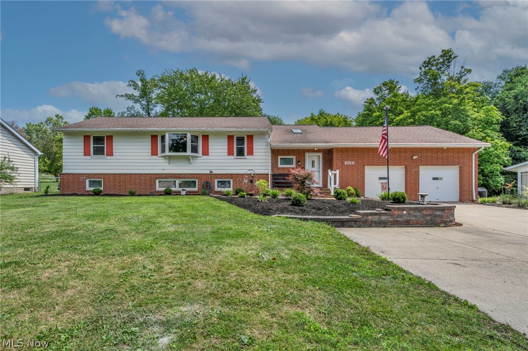 Welcome to this one-of-a kind, 5-bedroom, 2.5 bath Split-Level on over a half-acre in Brunswick, OH! This spacious home features a flexible floor plan with three bedrooms, full bath, and laundry on the lower level, plus two additional bedrooms on the Main Level. Enjoy a large living room, formal dining room with built-ins, knotty pine accents, oversized pantry/mudroom with Dutch door, hidden half bath, and first-floor laundry hookups. Recent updates include a brand-new furnace, central air (2025), updated electrical in the ceiling of basement, and a remodeled lower-level full bath with Nature Stone flooring throughout, tall ceilings, and crank-out windows. The oversized attached two-car garage offers Nature Stone flooring, a loft for additional storage, plus a rear storage garage with overhead door access to the patio. Close Access to 71, and just minutes from shopping, dining, parks, and everyday conveniences.
Schedule your showing today with your Favorite Real Estate Agent. Easy to Show.