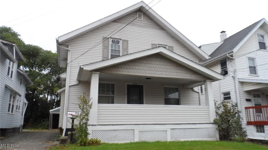 Duplex located in North Hill area of Akron. The property is fully rented and ready for your next investment opportunity!