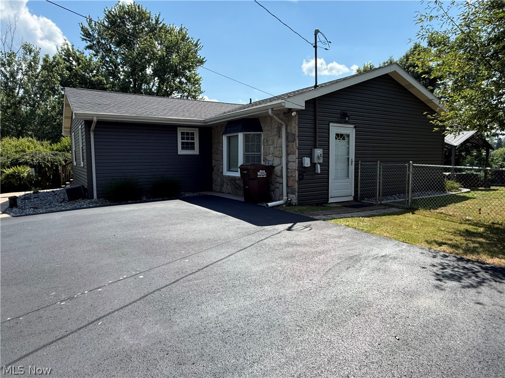 Meadow Ridge Place - Residential