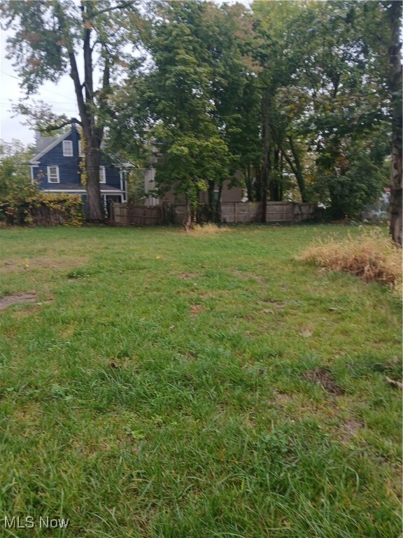 Vacant lot with duplex zoning 4082 sq. ft. in a convenient Cleveland location! The previous structure has been removed, offering a clean slate for new construction or investment. Utilities are available, and the lot is situated on a paved street within an established neighborhood. Ideal for investors or developers looking to build a rental property or multi-family home. THIS IS PART OF A PACKAGE 1261 E 102nd ST both for $22,900.