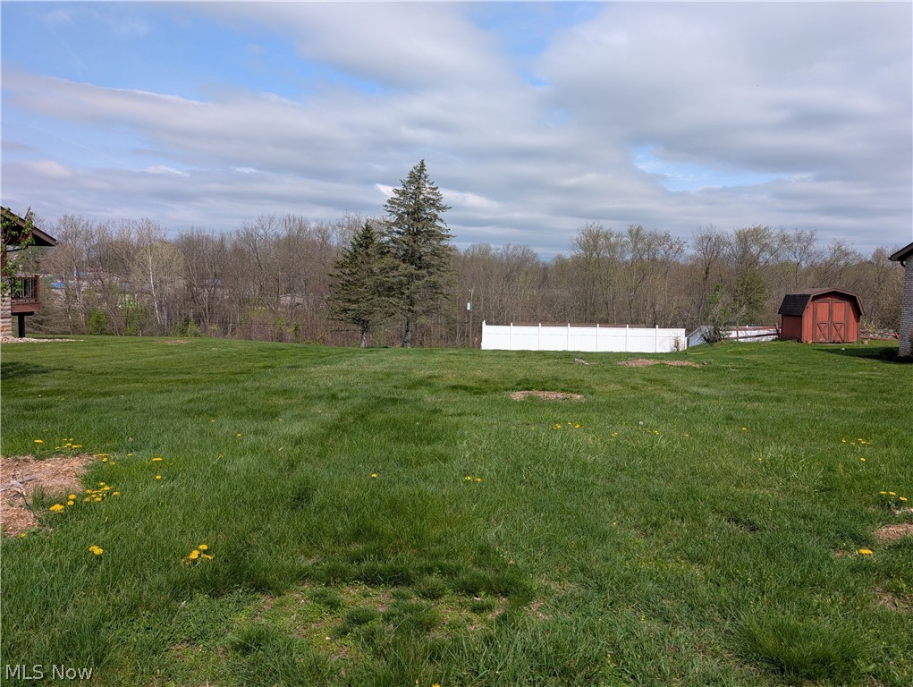 Residential building site located in Skyview Subdivision. This affordable, usable, site is located on a semi-private cul-de-sac development of well maintained detached homes. It is one of very few generally level lots with public water and sewer. Build your dream home or purchase as an investment.