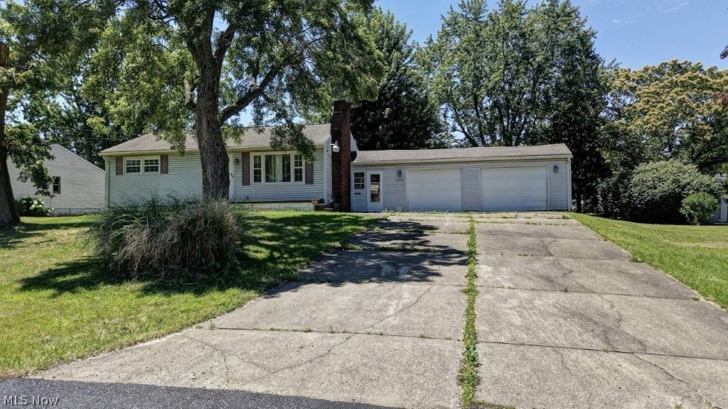 ONLINE ONLY AUCTION THURSDAY JULY 30TH 6:00 PM!!
Offering a solid, cozy ranch home with 936 square feet of comfortable single-story living, built in 1958. The main level features two bedrooms, an updated full bath, a dine-in kitchen, a spacious living room with a gas fireplace, and a welcoming front porch. An additional entry/sunroom provides access to the oversized attached two-car garage. The home also includes a partially finished full basement with a laundry area, half bath, and ample storage or hobby space. Situated on a spacious lot in a quiet, dead-end Rd neighborhood, this property offers a nice backyard with a few trees while remaining just minutes from US-62 and US-153 for convenient commuting. Utilities include electric, natural gas forced-air heat, a gas fireplace, central air conditioning, and public water and sewer. Whether you're looking to expand your investment portfolio, purchase a rental property, complete a fix-and-flip project, or find an affordable place to call home, this property offers plenty of potential. Contact us today for more information or join us at the open house!
Open House: Thursday, July 23rd, from 4:00 pm to 6:00 PM