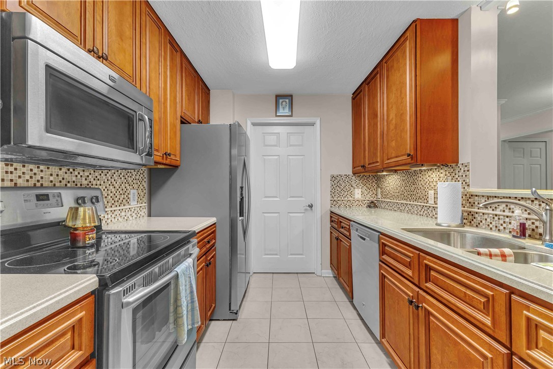 Lenox Village Condo Ph II - Residential