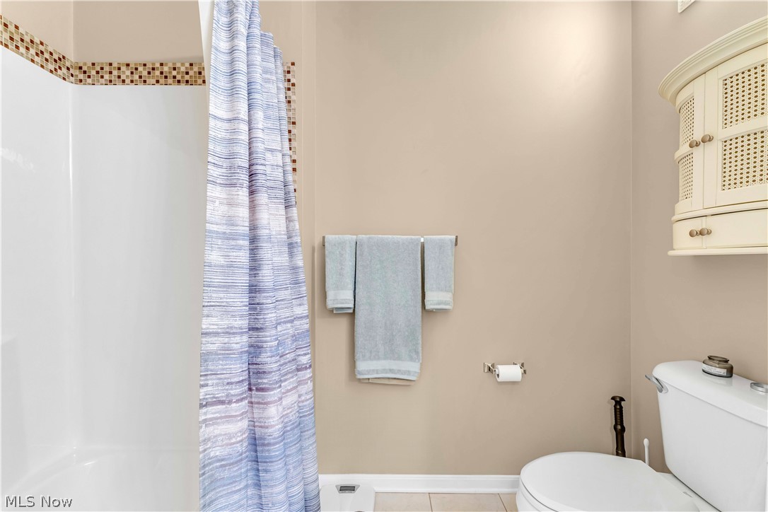 Lenox Village Condo Ph II - Residential