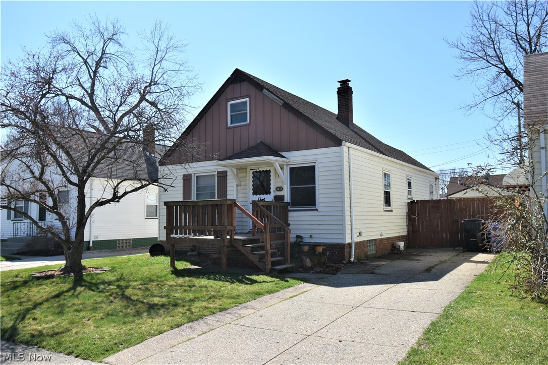 * Sharp 3 Bedroom Bungalow with Large Country Kitchen 22 Feet Long with Loads of Cabinets & Counter Tops * The Dining Room/Eating Area is Part of the Kitchen * Dimensional Shingle Roof with Tear-off * Stove, Refrigerator, Dishwasher, Freezer, Washer and Dryer Negotiable *  Fenced Yard * Enclosed Patio Storage * 1 1/2 Car Garage with Carport * Newer Furnace and Water Heater * Circuit Beakers * 2nd Full Bath in the Basement Partially Finished * 1 Year Home Warranty *