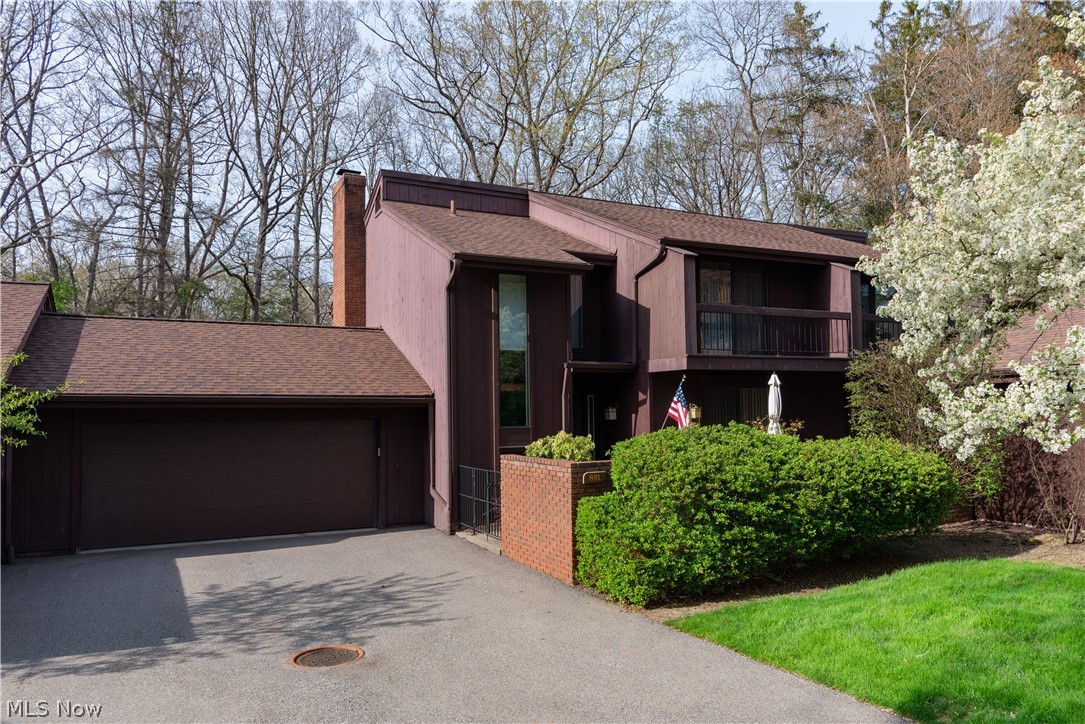 Welcome to 891 Spicers Lane! This great townhome is located in Greenwood Village. This two bedroom 2.5 bath townhouse has so much to offer.  The family room is spacious with gas a fireplace and wet bar. It also has a great view overlooking the deck.  The kitchen has newer appliances and overlooks the front patio. The wood/iron staircase leads to the second floor. The Master Suite provides a great view courtesy of the large picture window overlooking the back of the property. The basement is large and offers a lot of storage space. Many upgrades: new fireplace doors (2020) Glass block windows in the basement (2019) Data lines and electrical in basement (2019).  Enjoy the great scenery and amenities Greenwood Village has to offer. Water & sewer are included in the monthly maintenance fee.  Please schedule a showing right away.  This will not last long!