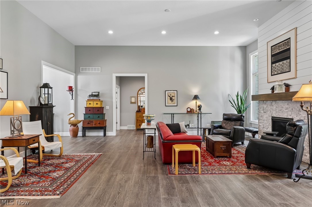 Westford Place #8 - Residential