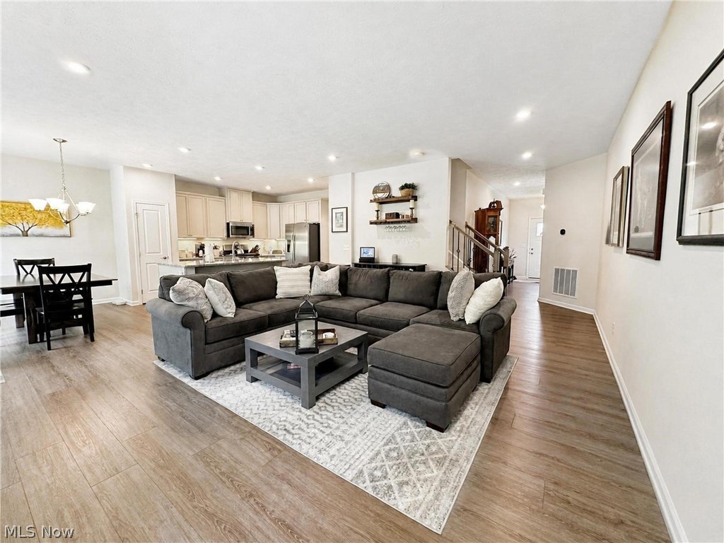 Hillshire Woods II Condo - Residential