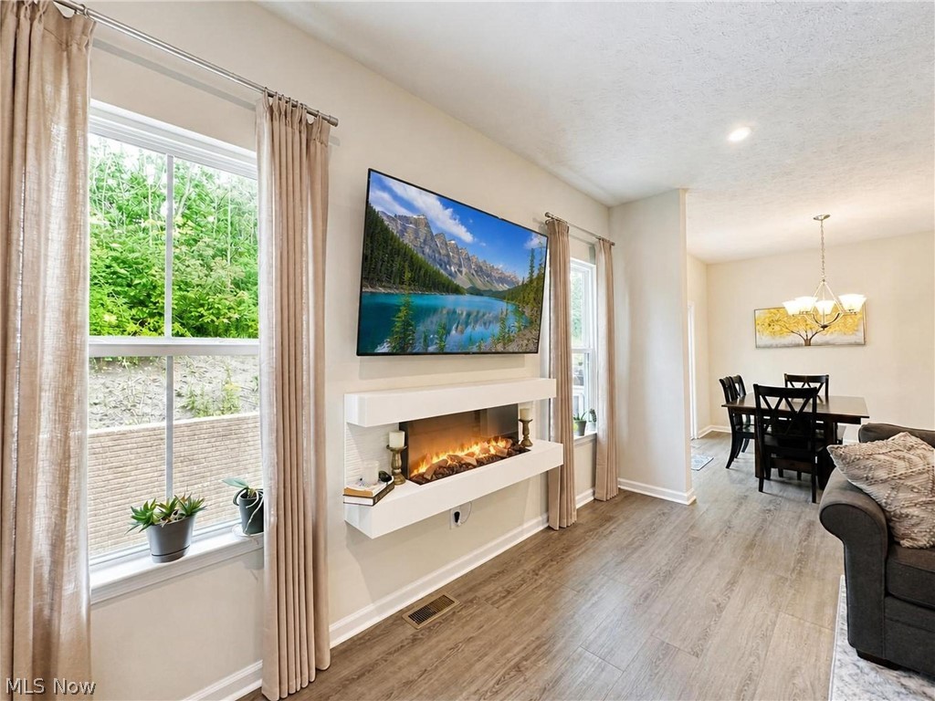 Hillshire Woods II Condo - Residential