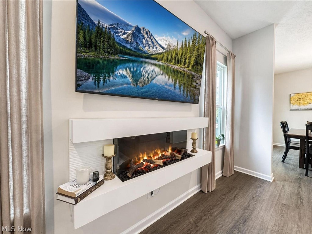 Hillshire Woods II Condo - Residential