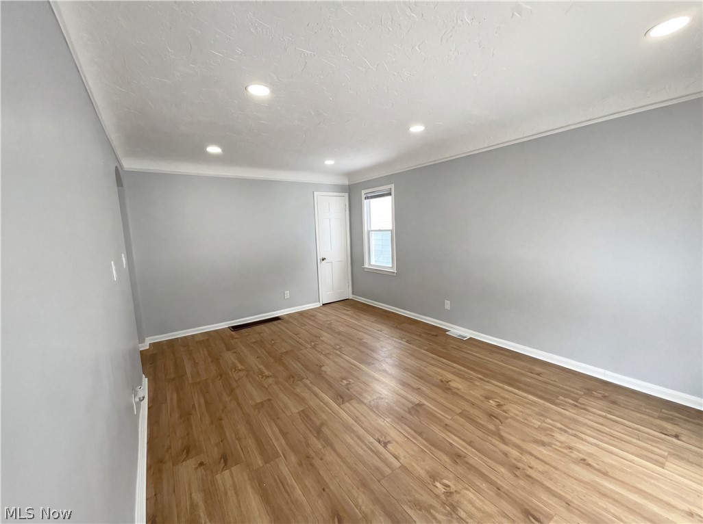 Elworthy-Helwick Cos Maplebor - Residential