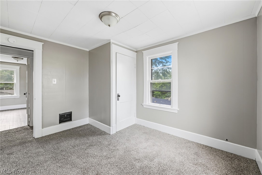 Thompson & Jenkins - Residential Income