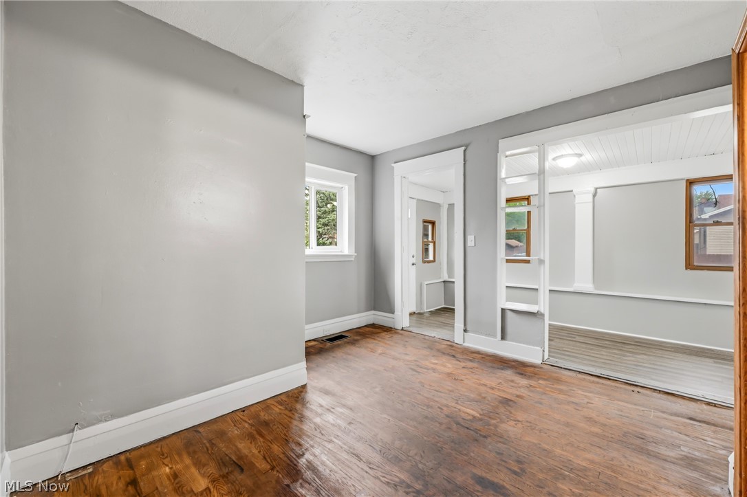 Thompson & Jenkins - Residential Income