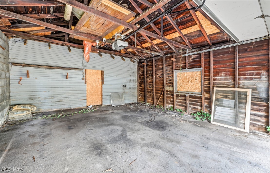 Thompson & Jenkins - Residential Income