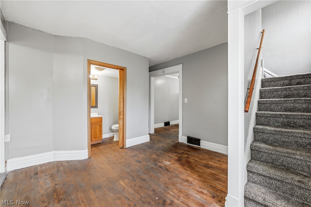 Thompson & Jenkins - Residential Income