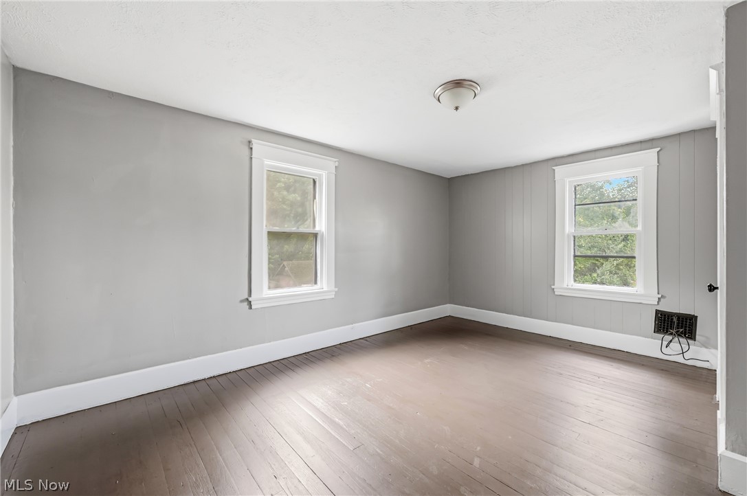 Thompson & Jenkins - Residential Income