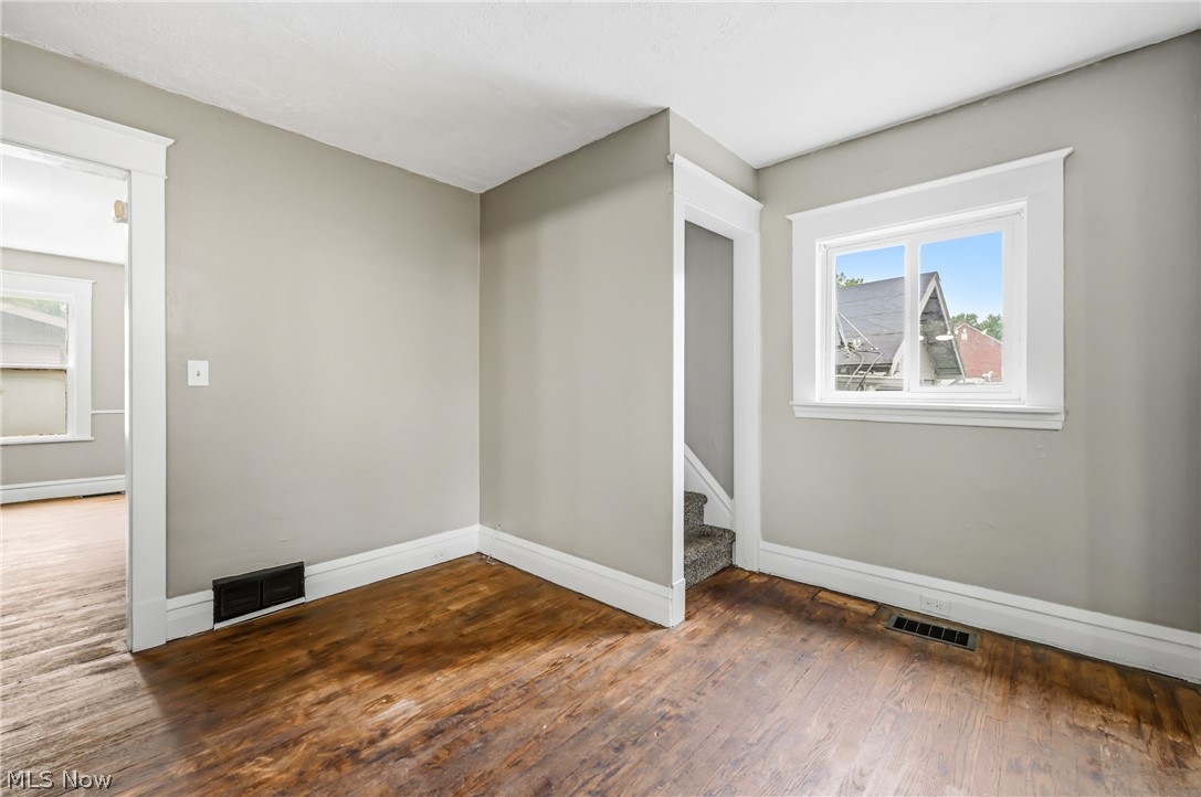 Thompson & Jenkins - Residential Income
