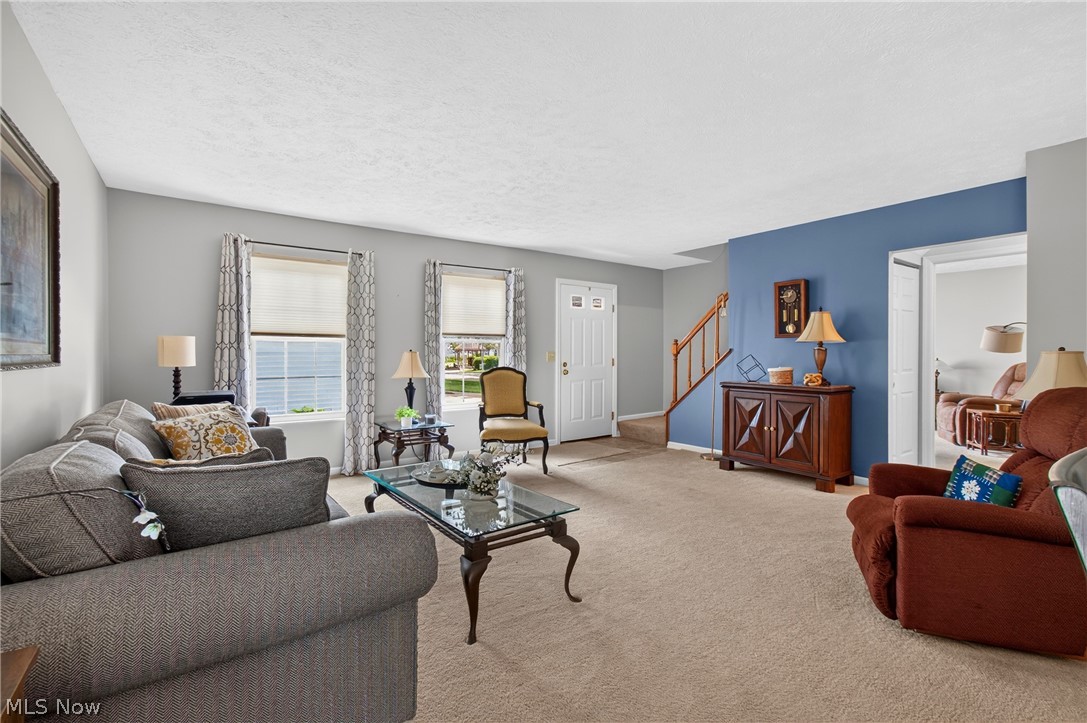 Tinkers Lane Condo - Residential
