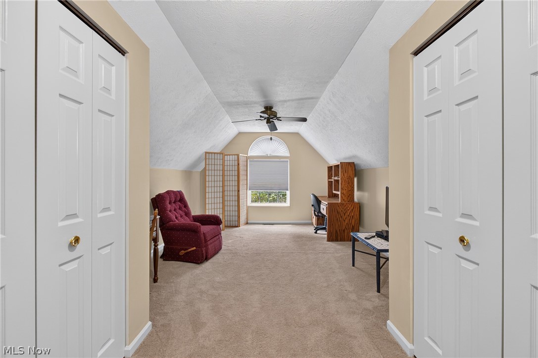 Tinkers Lane Condo - Residential