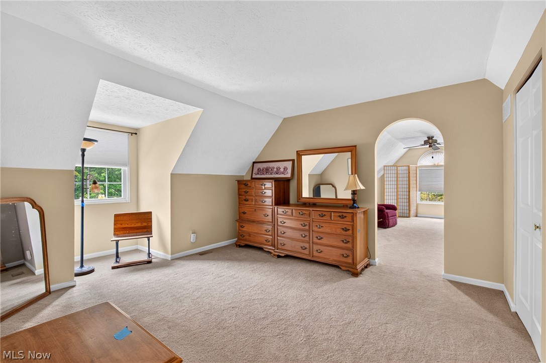 Tinkers Lane Condo - Residential