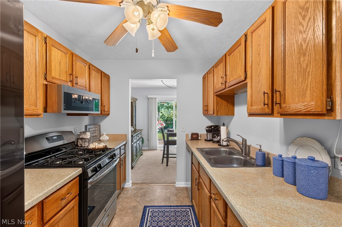 Tinkers Lane Condo - Residential
