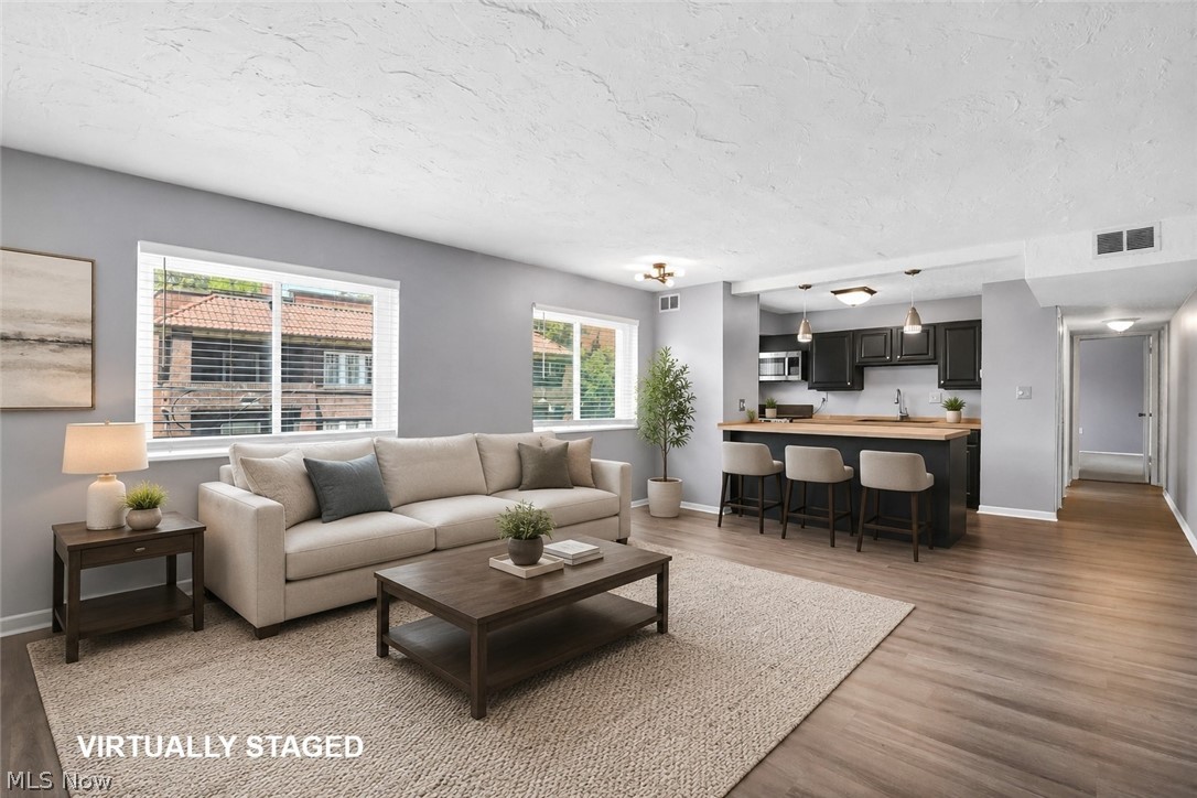 Coral Rock Condo - Residential