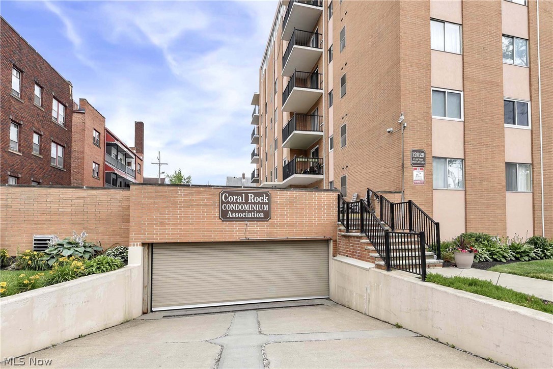 Coral Rock Condo - Residential